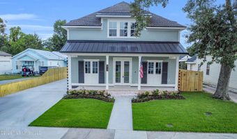 412 Main St, Bay St. Louis, MS 39520