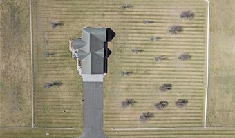 14971 Fairmount Rd, Basehor, KS 66007