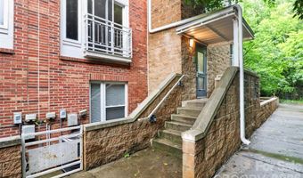 3909 Picasso Ct, Charlotte, NC 28205