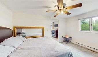 13993 Crosstown Blvd NW, Andover, MN 55304