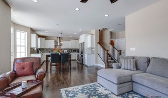 705 N Kaspar Ave, Arlington Heights, IL 60004