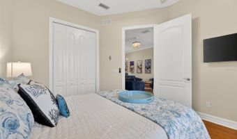 6408 MAYRA SHORES Ln, Apollo Beach, FL 33572