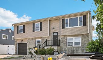76 Ronald Ave S, Bayville, NJ 08721
