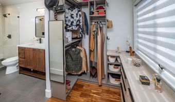 1949 NW Monterey Pines Dr UNIT 4, Bend, OR 97703
