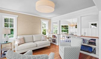 115 Beavertail Rd, Jamestown, RI 02835