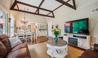 7600 CHARLESTON Dr, Bethesda, MD 20817