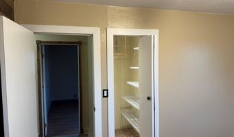 2932 S Arthur St, American Falls, ID 83211