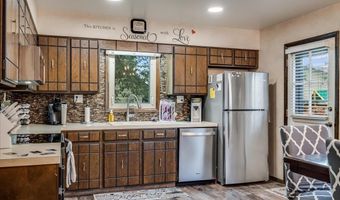 2114 PARK Ave, Cheyenne, WY 82007