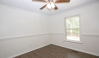 901 Glendale Dr, Aberdeen, NC 28315