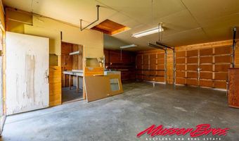 2122 Peake Ave, Cody, WY 82414