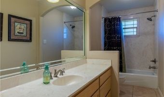 1904 Santa Rosa Dr, Alice, TX 78332