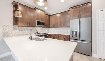 7212 PARADISO Dr, Apollo Beach, FL 33572