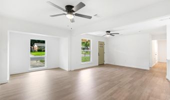 1638 Mary Ellen Dr, Baton Rouge, LA 70810