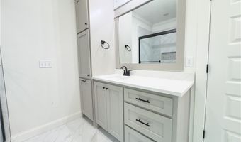25 Roxburgh Dr, Bella Vista, AR 72715