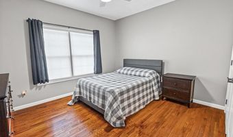 100 Windsor Dr, Alton, IL 62002