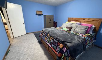 1815 Craig Rd, Aurora, NE 68818
