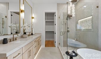 1412 Lyon Ct, Charlotte, NC 28205