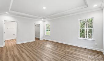 609 Muirfield Dr, Albemarle, NC 28001