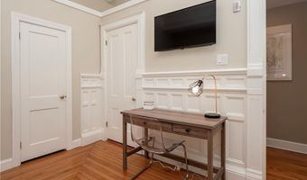 45 Ayrault St 5, Newport, RI 02840