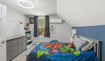 252 Wolf Rock Rd, Exeter, RI 02822