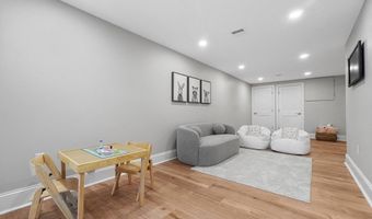 315 Waverley St, Belmont, MA 02478