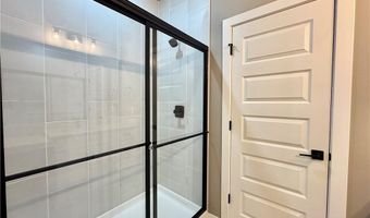 5900 SW Desert Ave, Bentonville, AR 72713
