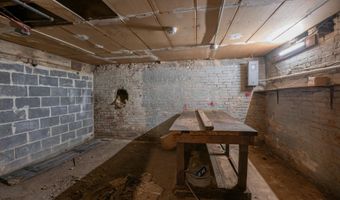 910-912 BROADWAY, Bayonne, NJ 07002