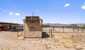 27755 S Clydesdale Ave, Congress, AZ 85332