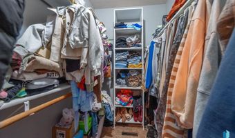 305 S Spring Pl, Brandon, SD 57005