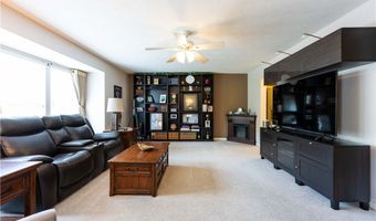 612 Village Green E Blvd, Adams Twp., PA 16046