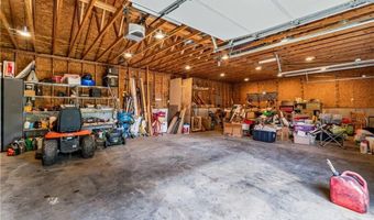 324 Hagee Rd, Anderson, MO 64831