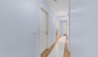 350 Shippee Rd, East Greenwich, RI 02818