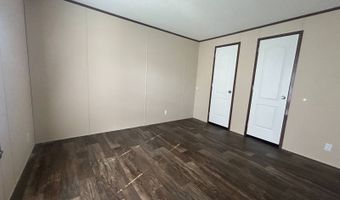 2607 Thornbury Ln, Almont, MI 48003