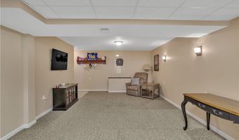 9107 Cherry Blossom Dr, Adams Twp., PA 16046
