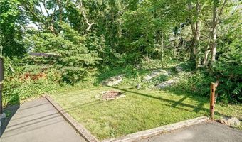 63 Hilton Ave, East Haven, CT 06512
