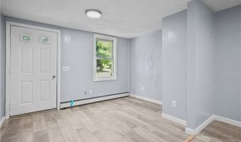 135 Lippitt Ave, Cranston, RI 02921