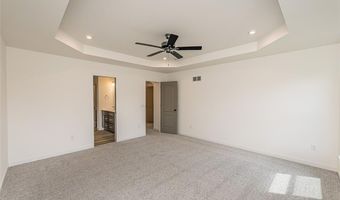 6730 Snowy Owl Ln, Affton, MO 63123