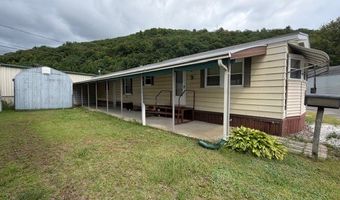 6 New St, Beacon Falls, CT 06403