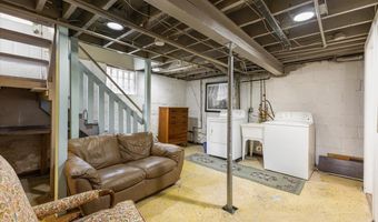 910 W Huron St, Ann Arbor, MI 48103