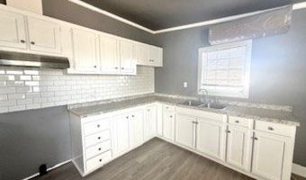 706 SW 8th St, Andrews, TX 79714