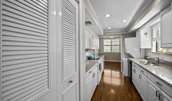 1830 SEVILLA Blvd 209, Atlantic Beach, FL 32233