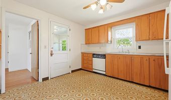 145 Glenwood Dr, North Kingstown, RI 02852