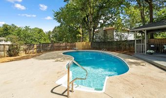 1121 COLONIAL Dr, Alabaster, AL 35007