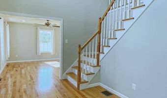 25 Damato Way, Agawam, MA 01001