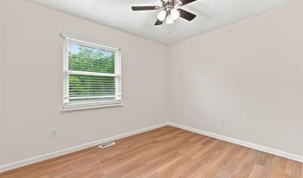 13322 Hiddendale Ln, Ballwin, MO 63021