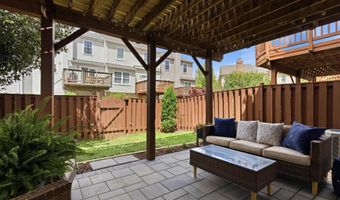 6006 KEBLE Dr, Alexandria, VA 22315
