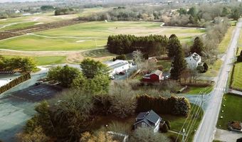 318 Mitchell's Ln, Middletown, RI 02871