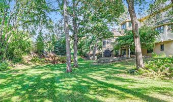 13655 Duluth Dr, Apple Valley, MN 55124