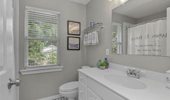 12 E HARVARD St, Orlando, FL 32804