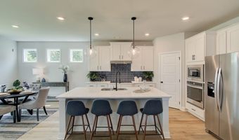 37 Fraser 122B, Auburn, GA 30011